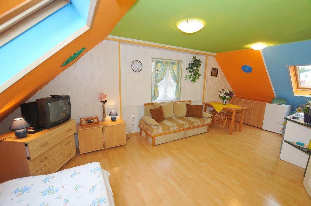 Osrodek Wczasowy Domino Bis Apartment Dźwirzyno Cameră foto