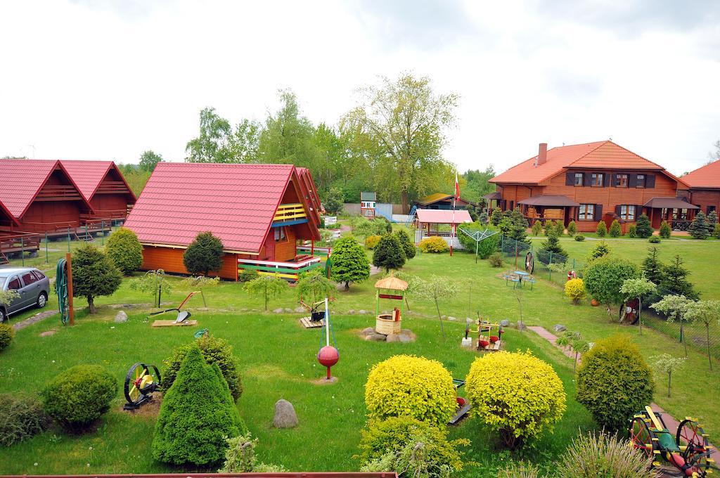 Osrodek Wczasowy Domino Bis Apartment Dźwirzyno Exterior foto
