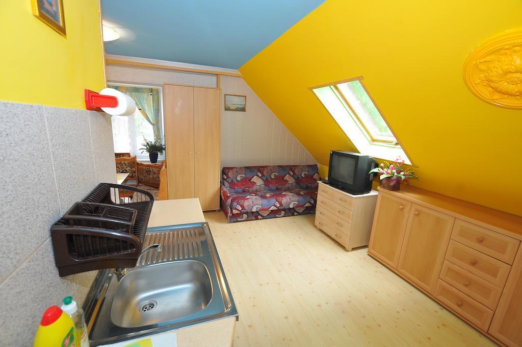 Osrodek Wczasowy Domino Bis Apartment Dźwirzyno Cameră foto
