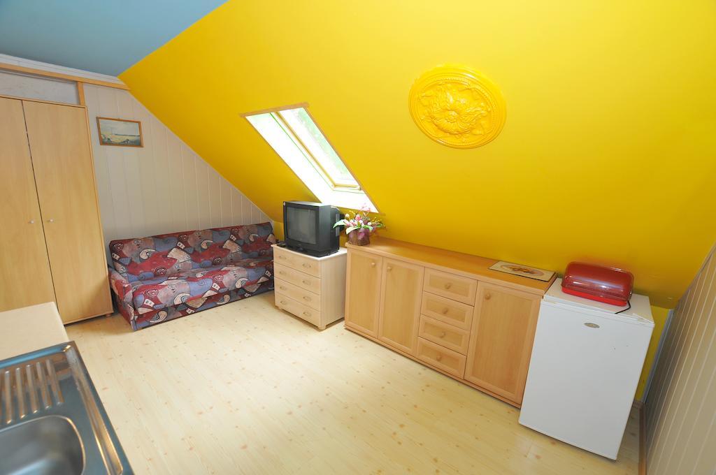 Osrodek Wczasowy Domino Bis Apartment Dźwirzyno Cameră foto